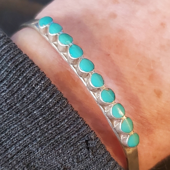 ❤️SOLD ❤️Vintage Zuni Dishta Turquoise Cuff Bracelet - Picture 3 of 4